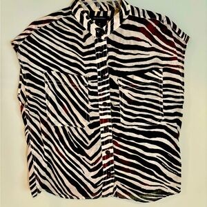 Women’s Banana Republic zebra – striped blouse